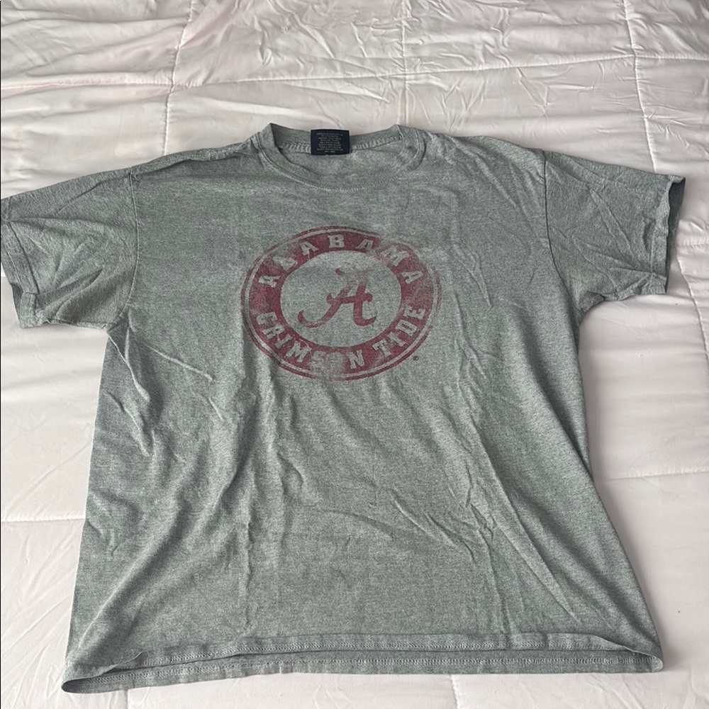 University of Alabama graphic tee